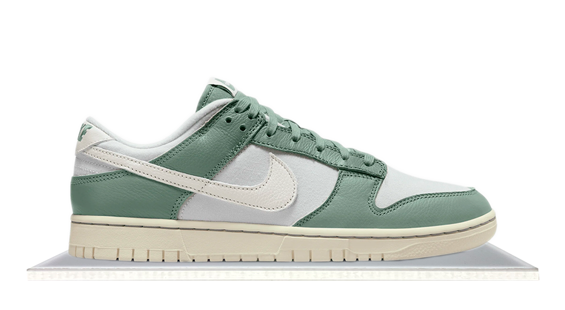 Dunk Low Mica Green