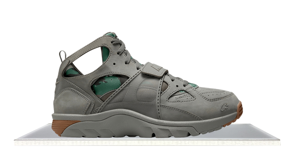nike air trainer huarache scratch