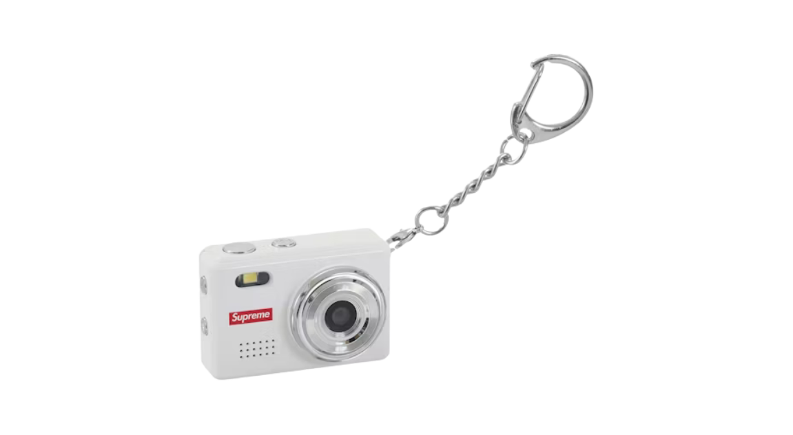 Supreme Digital Camera Keychain White – Takeoff Copenhagen